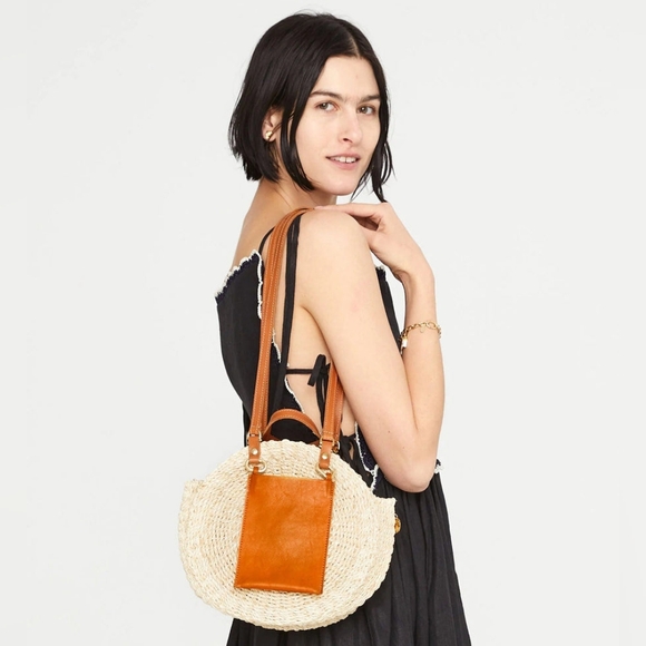 Clare V Tan Shoulder Bag - Picture 2 of 12